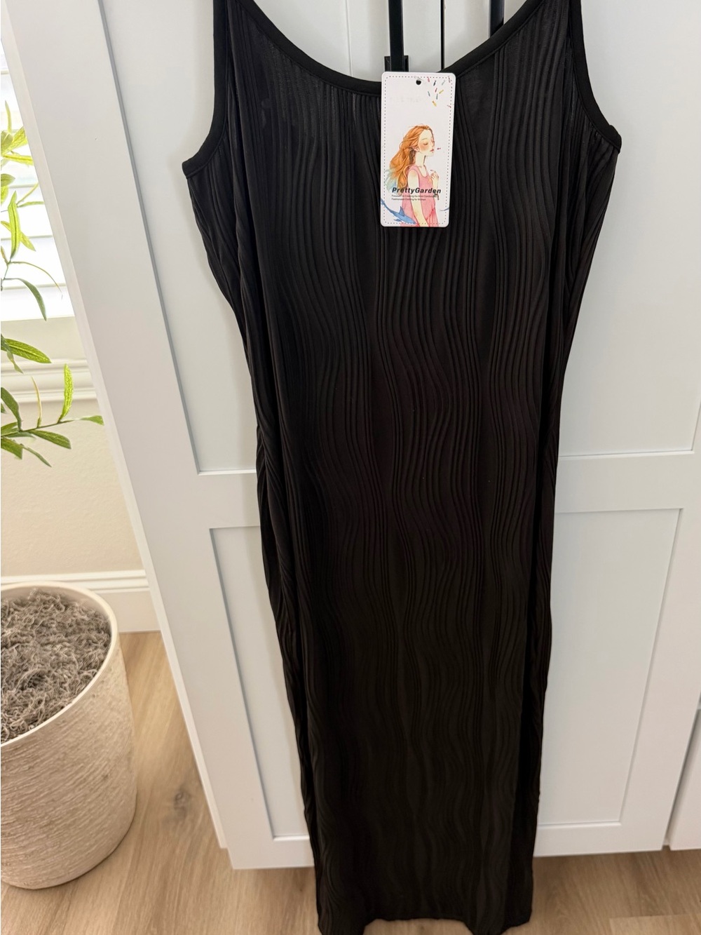 Black Textured Sleeveless Maxi Dress